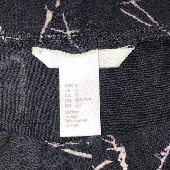 H&M Brand Marble Leggings - Picture 3 of 4